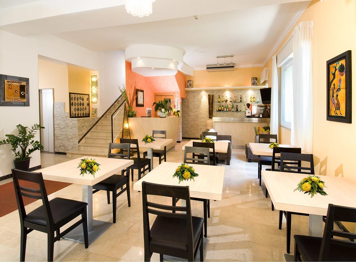 Hotel Ferrara 卡托利卡 外观 照片