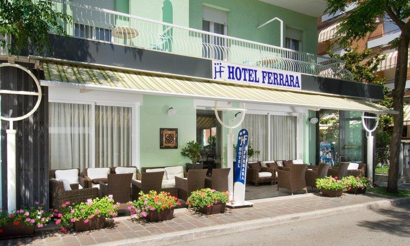 Hotel Ferrara 卡托利卡 外观 照片