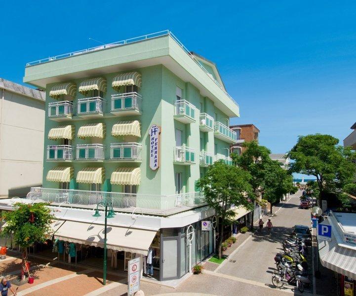 Hotel Ferrara 卡托利卡 外观 照片